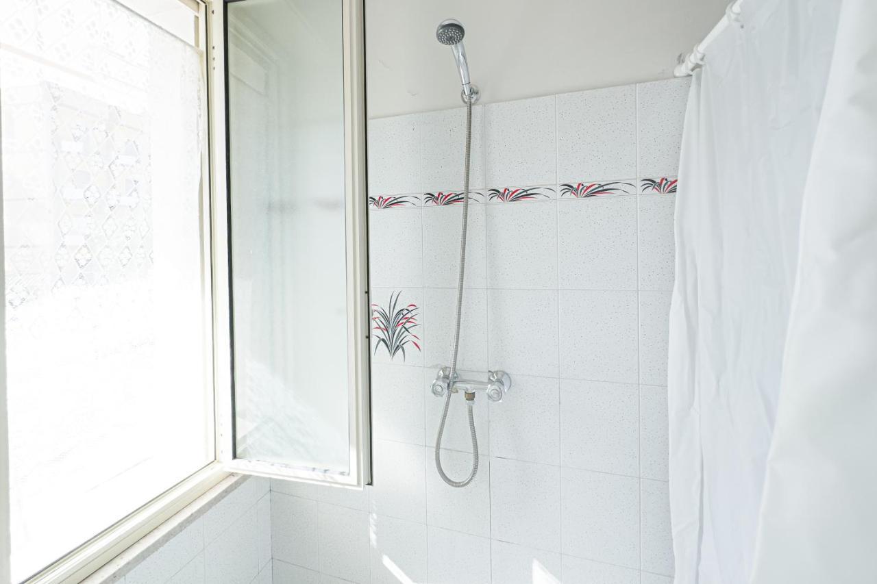 Seashore House - Appartamento A 100 Mt Dal Mare Villafranca Tirrena Ngoại thất bức ảnh